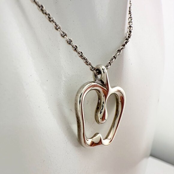 Tiffany & Co Apple Necklace in Sterling Silver - Picture 5 of 13